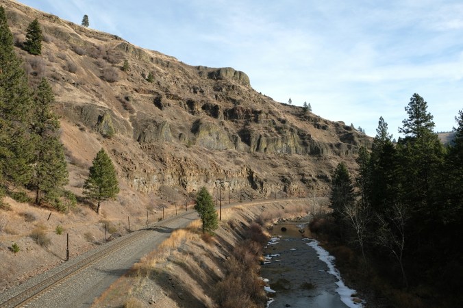upper perry arch bridge in oregon